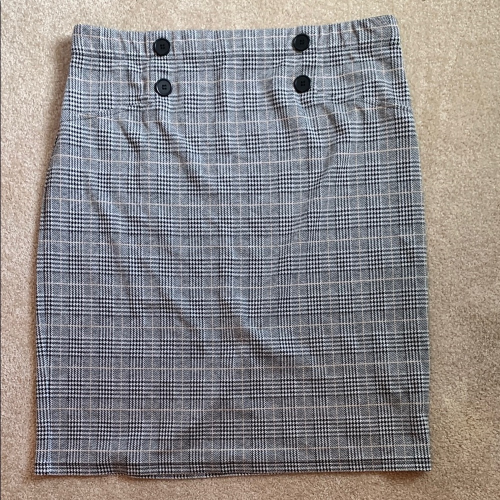 Max Edition Black and White Pencil Skirt Knee-Length Workwear